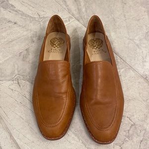 Vince Camuto flats size 8.5